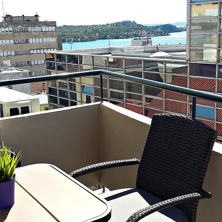 Apartment Karlo Sea View Sibenik